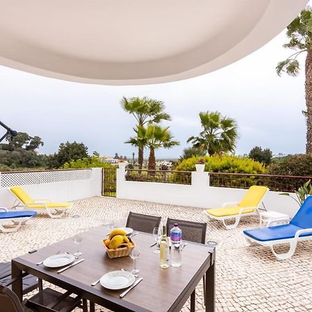 Great 2 Bedroom Apartment With Communal Pool Lagos Bagian luar foto